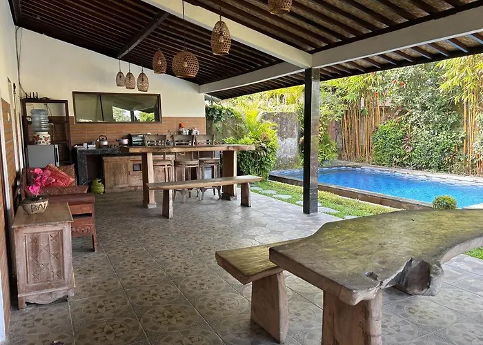 Villa Alam Kutuh *